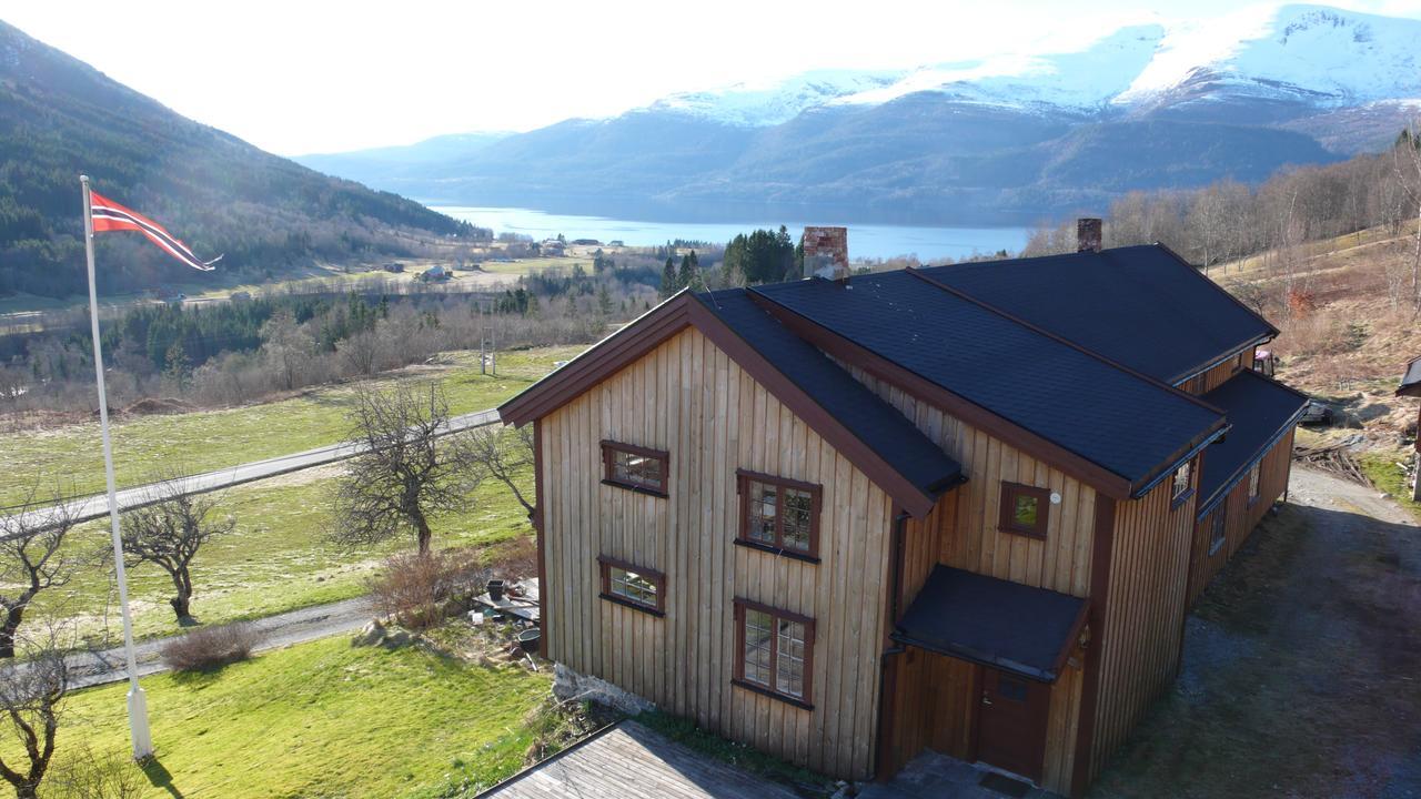 Vila Staurset Gard Mittet Exteriér fotografie